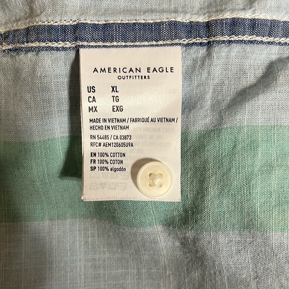 American Eagle Resort Button Down Shirt XL - Picture 6 of 6